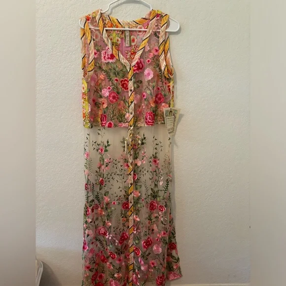 Floral Sleeveless Maxi Dress - Picture 5 of 11